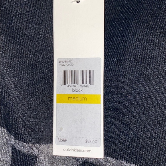 Calvin Klein Sweater - Picture 5 of 8